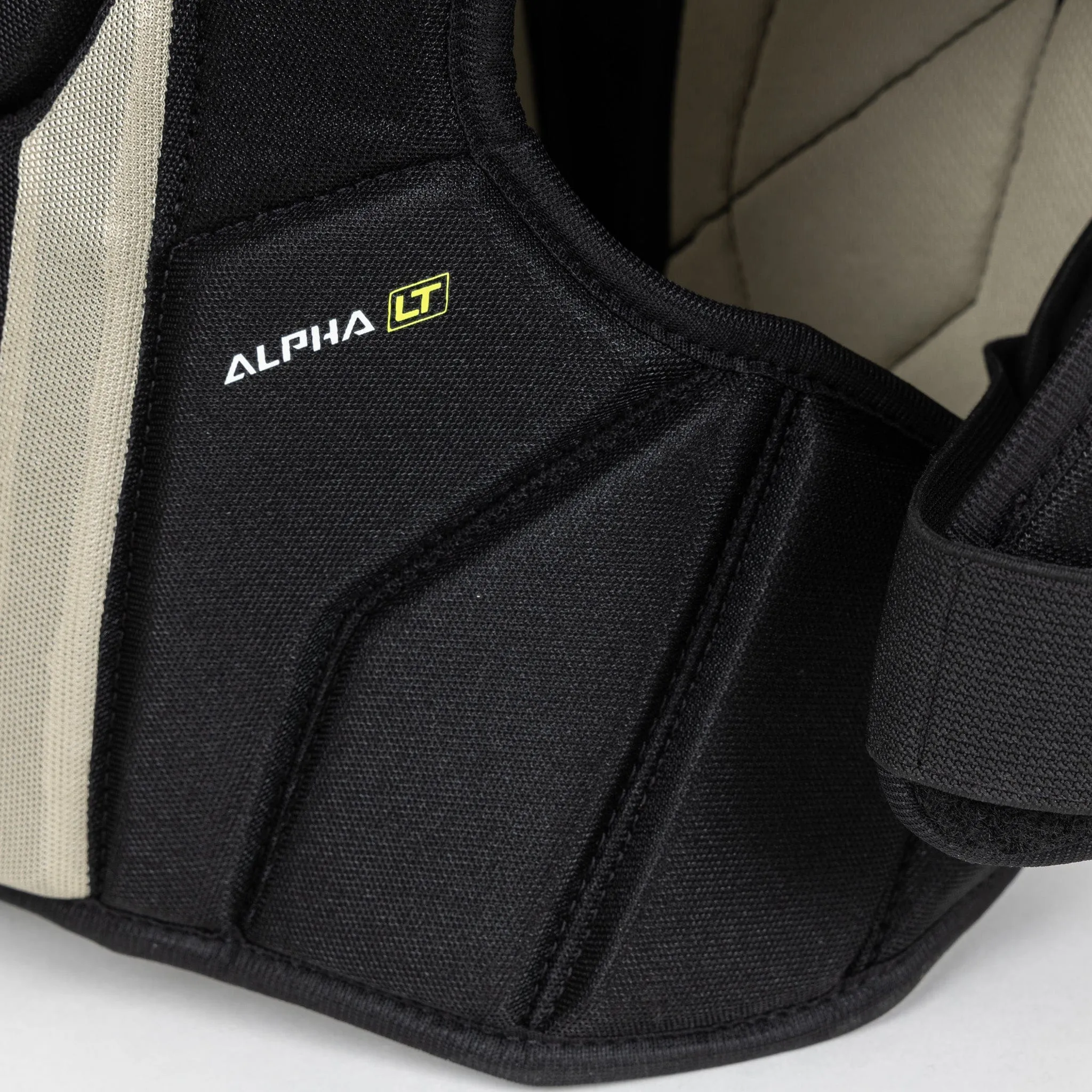 Warrior Alpha Lite Senior Hockey Shoulder Pads